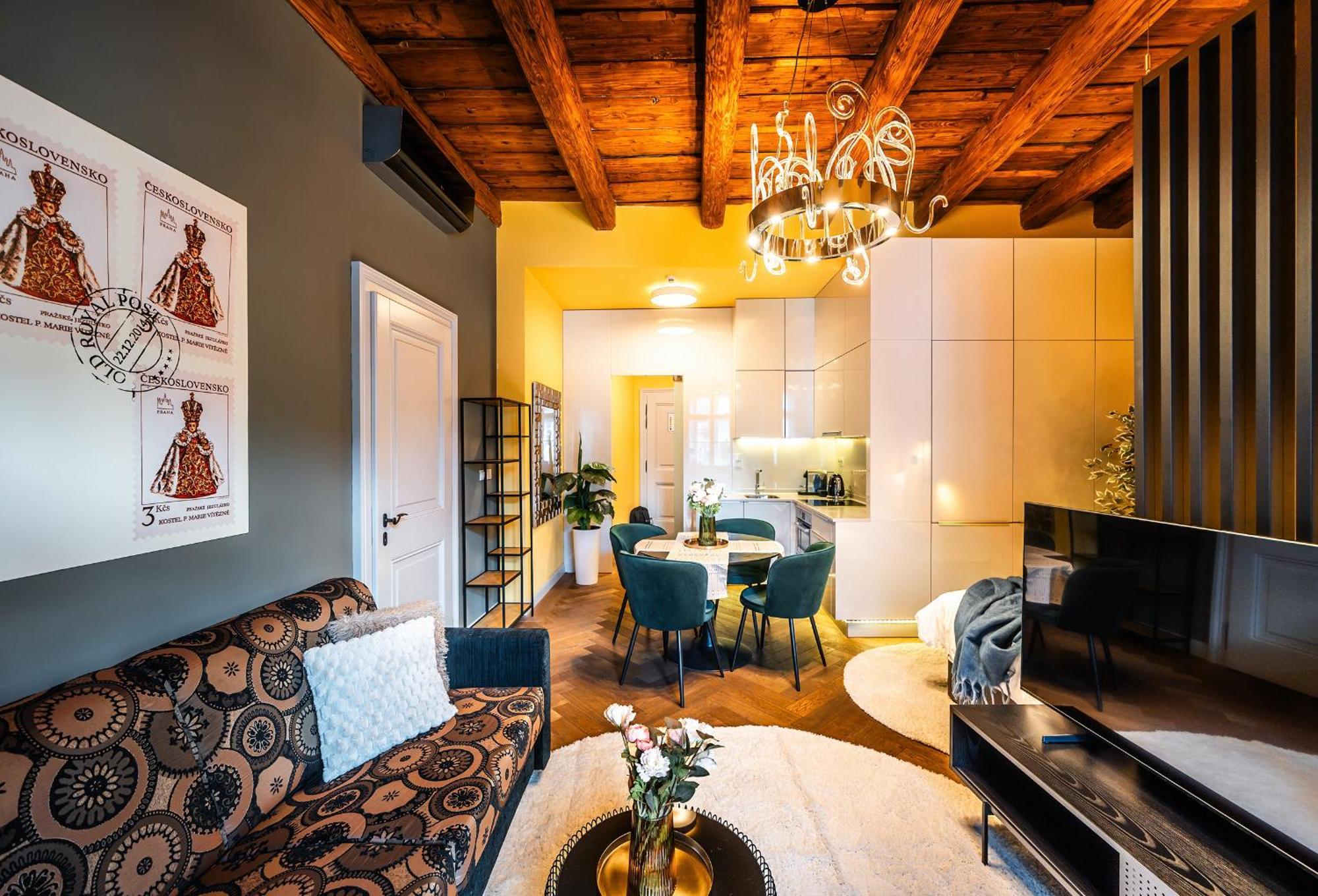 Old Royal Post Boutique & Premium Prague
